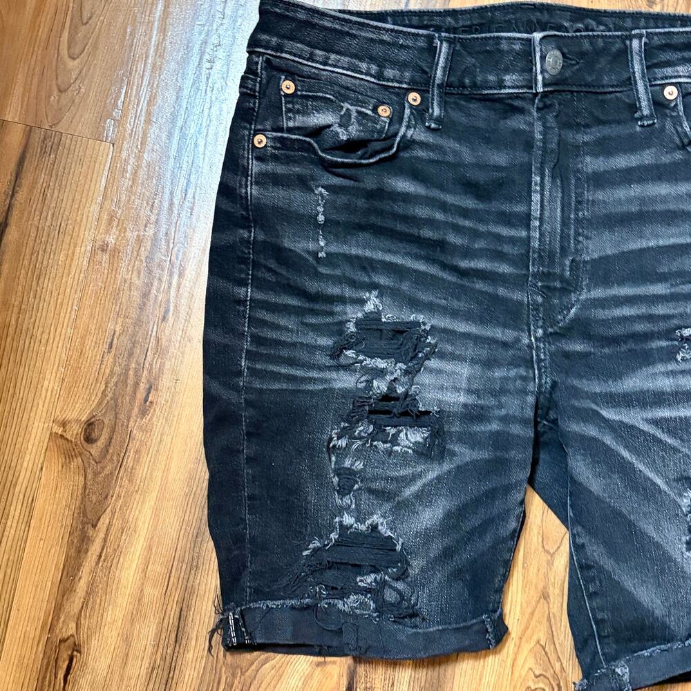 Men’s American Eagle Outfitters Airfit Black Distressed Shorts Size 33 - Picture 7 of 8